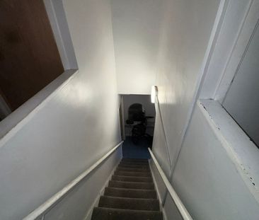 Room in a Shared House, Solander Gardens, E1 - Photo 3