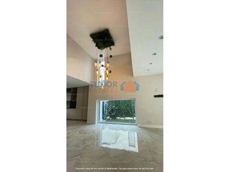 Compound villa - Photo 2