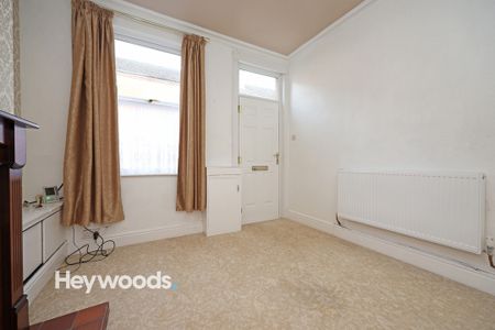 2 bed terraced house to rent in Stubbs Gate, Newcastle, Newcastle-under-Lyme, Staffordshire - Photo 3