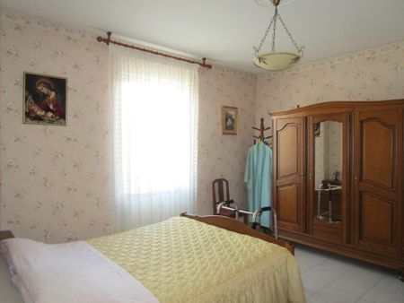 Location Maison 5 pièces 95m² - Photo 2