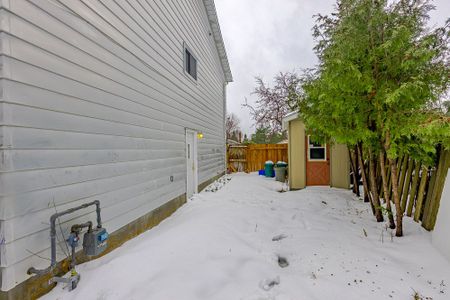 For Lease - 196 Old Colony Road Unit# Unit A, Kanata, Ontario - Photo 2