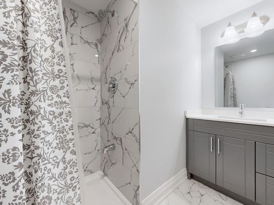 For Lease - 1661 Mount Albert Road Unit# Main Unit, East Gwillimbury, Ontario - Photo 1