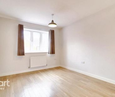 2 bedroom maisonette to rent - Photo 2