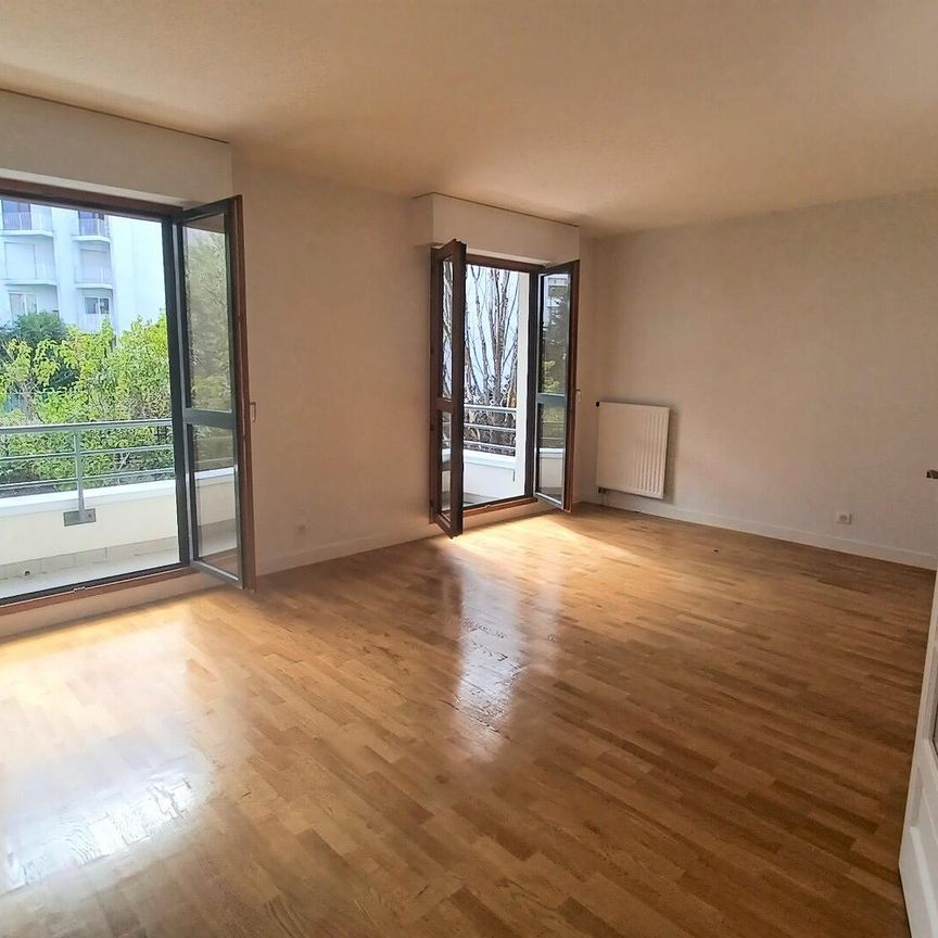 location Appartement T2 DE 57.9m² À BOULOGNE - Photo 1