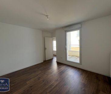 Location Appartement 3 pièces 59m² NEUILLY SUR MARNE 93330 - Photo 1