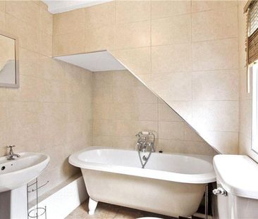 2 bedroom maisonette to rent - Photo 6