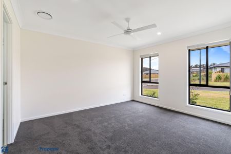 22 Jodie Louise Avenue, 4350, Cotswold Hills Qld - Photo 4