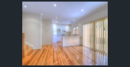 Stunning 4 Bedroom Duplex in Prime Ryde Location - Photo 3