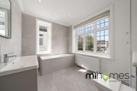 Laburnum Grove, N21 - Photo 5