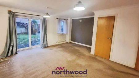 3 bedroom terraced house to rent - Photo 2