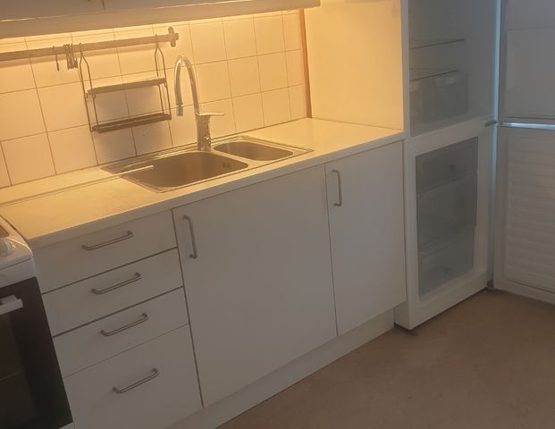 Vårholmsbackarna, Skärholmen - Photo 1