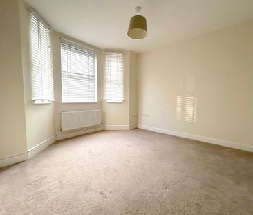 4 bedroom terraced house to rent - Photo 4