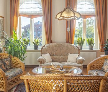 Saniertes, denkmalgeschütztes Wohnhaus mit Garten, Nebengebäuden u.... - Photo 2