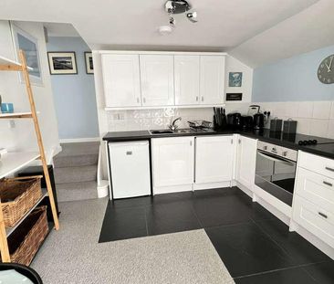 Commercial Road, Mousehole, TR19 - Photo 1