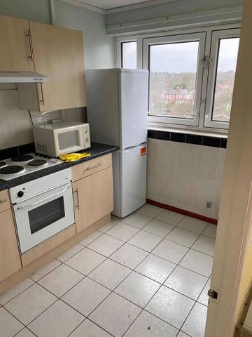 1 bedroom flat to rent - Photo 2