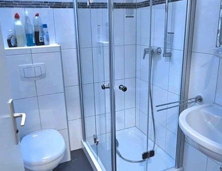 Dachgeschosswohnung 38 qm für Studenten/Singles - Foto 1