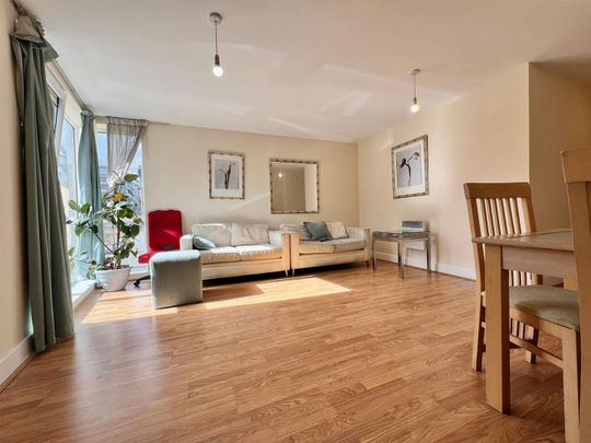 Culham Court, Redford Way, Uxbridge, Middlesex - Photo 1