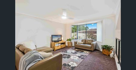 Well-Presented Family Home in a Prime Erina Location - Photo 4