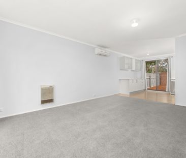 3 Roughley Place, Florey ACT 2615 - Townhouse For Rent | Domain - Photo 3