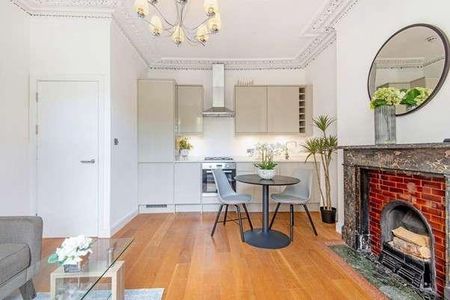 Camden Road, Camden, NW1 - Photo 5