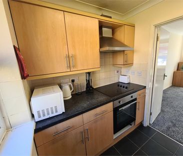 42 Abbeyfields, Peterborough - Photo 3