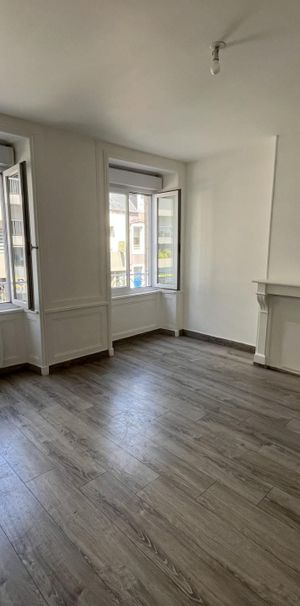 Location Appartement 2 pièces 43m² GRANVILLE 50400 - Photo 1