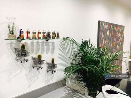 1 bedroom flat to rent - Photo 4