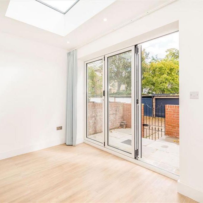 4 bedroom house to rent - Photo 1