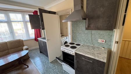 Studio to rent - Photo 4