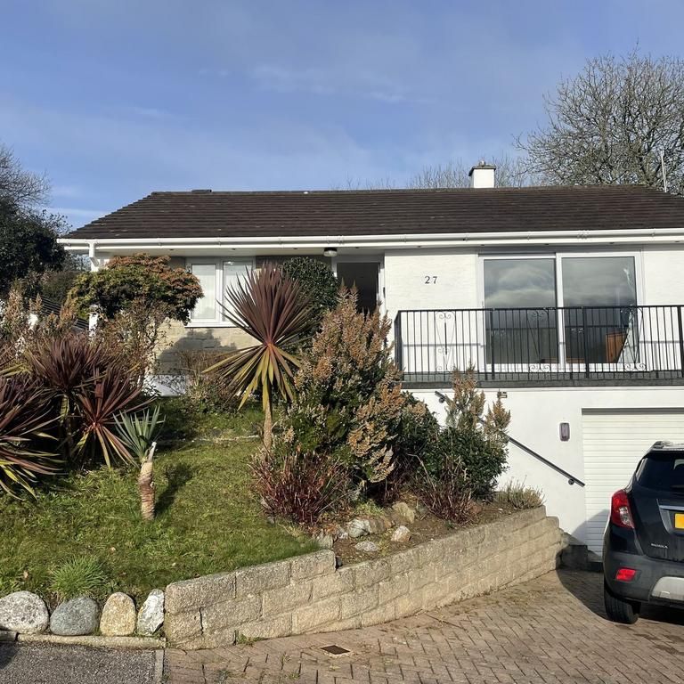 3 bedroom detached bungalow to rent - Photo 1