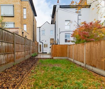 2 bedroom semi-detached house to rent - Photo 5