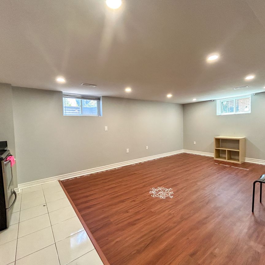 For Lease - 133 Earlton Road Unit# Bsmt, Toronto, Ontario - Photo 1