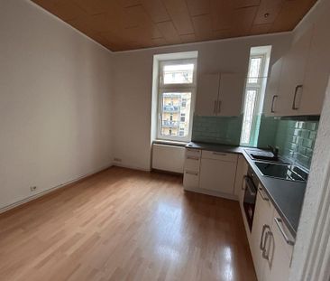 Renovierte 2 Zimmerwohnung mit neuer EBK - Photo 3