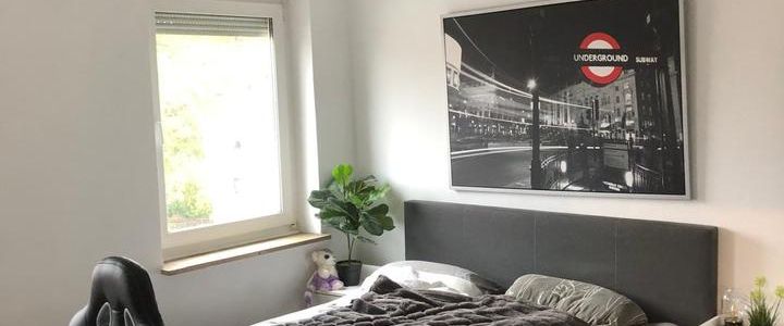 Schöne 2-Zimmer-Wohnung im Herzen von Cadolzburg – mit Einbauküche & Garage! - Foto 1