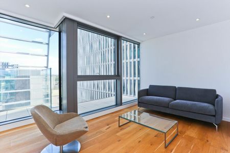 2 bedroom flat in the heart of White City - Photo 3