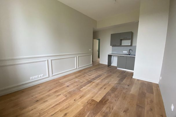 Appartement Charbonnieres Les Bains 2 pièce(s) 39.7 m2 - Photo 1