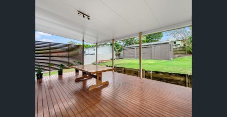 2-bedder with two outdoor entertaining areas - Photo 2