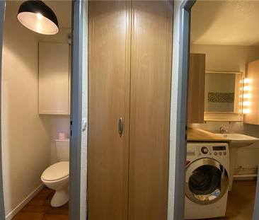 2 pièces - Meublé - 52,23 m² - 1er étage - Colocation non autorisée - Photo 3