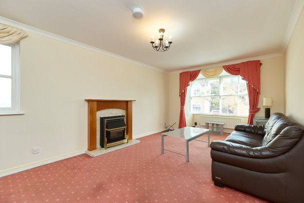 4 bedroom detached house to rent - Photo 1