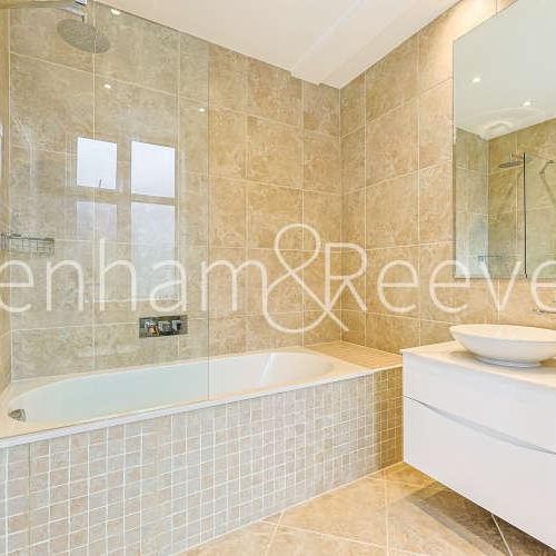 Ross Court, Putney Hill, SW15 - Photo 1