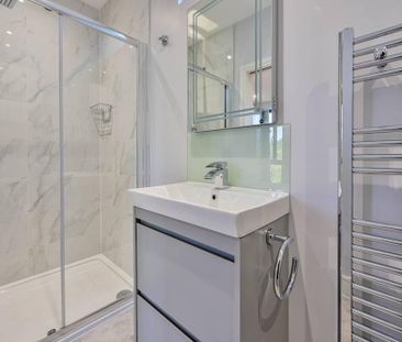 4 bedroom terraced house to rent - Photo 5