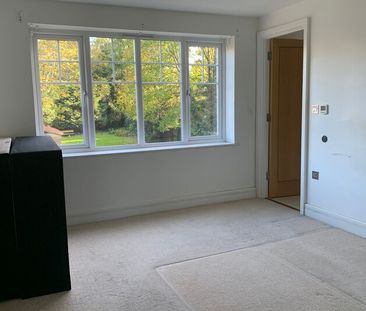 White Gables Court - Photo 3