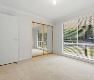 Light & Bright Family Home - Photo 3