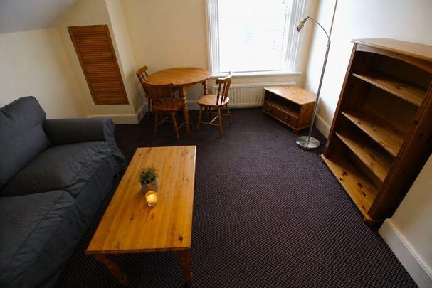 1 bedroom flat to rent - Photo 1