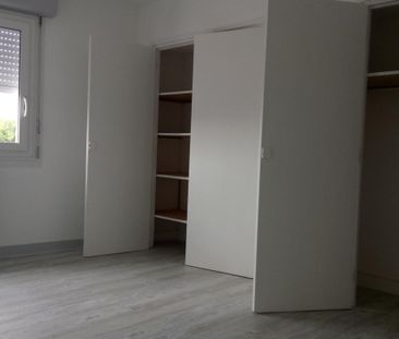 Appartement de 5 pièces de 124 m² à louer à LARMOR-PLAGE - Photo 1