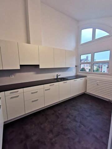 Attraktive Wohnung mit grosser Terrasse und neuer Küche - Foto 3