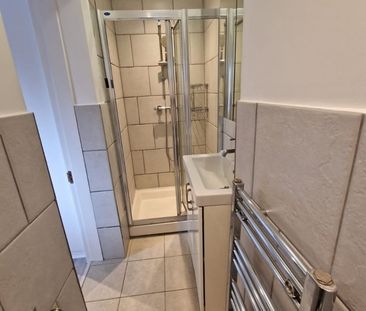 1 Bed Flat, London, SW16 - Photo 6