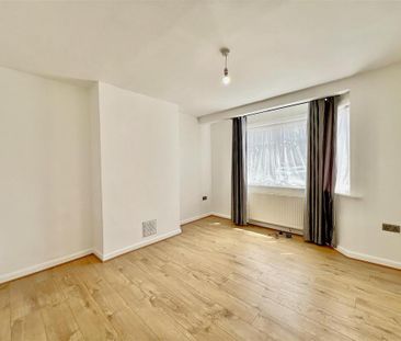 2 bedroom maisonette to rent - Photo 1