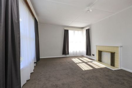 Charming spacious 3 Bed Home in Mayfair! - Photo 4