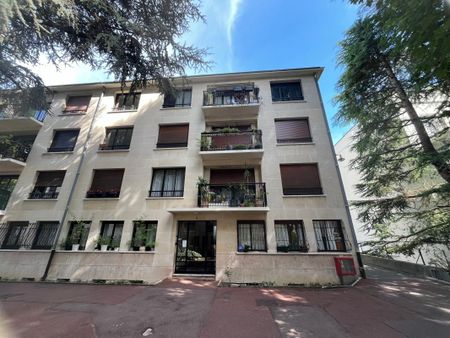 Location Appartement 2 pièces 44m² BOURG LA REINE 92340 - Photo 4